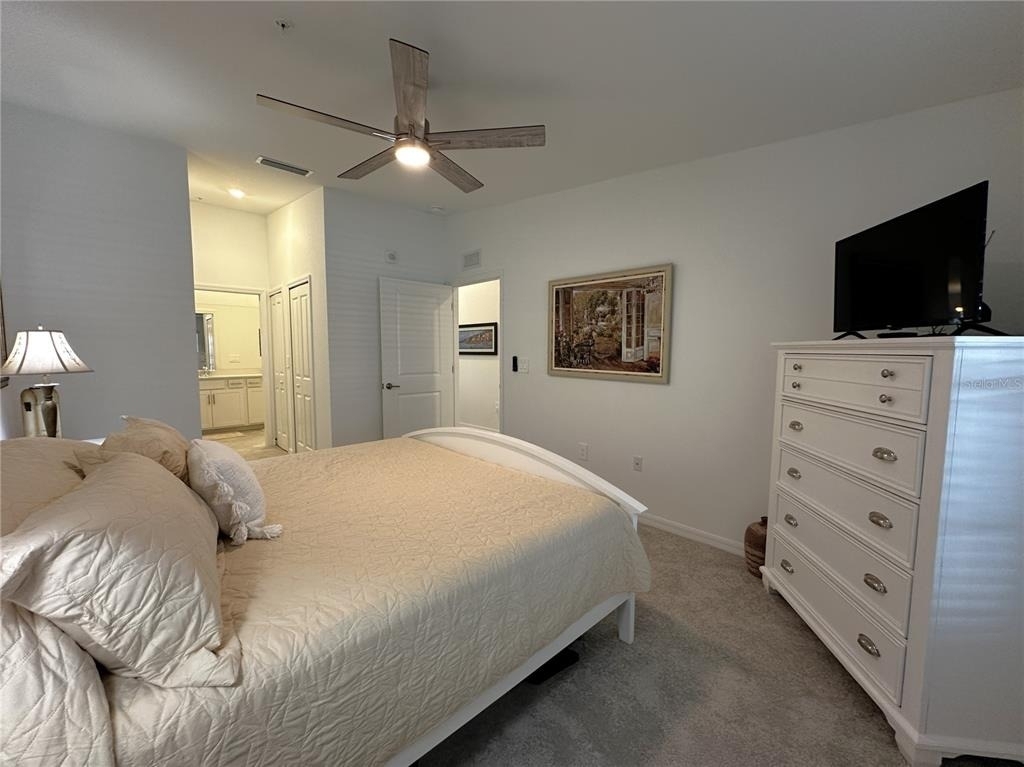 14241 Heritage Landing Boulevard - Photo 12