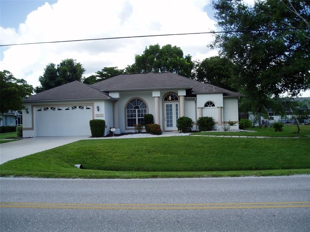 23404 Peachland Boulevard - Photo 0
