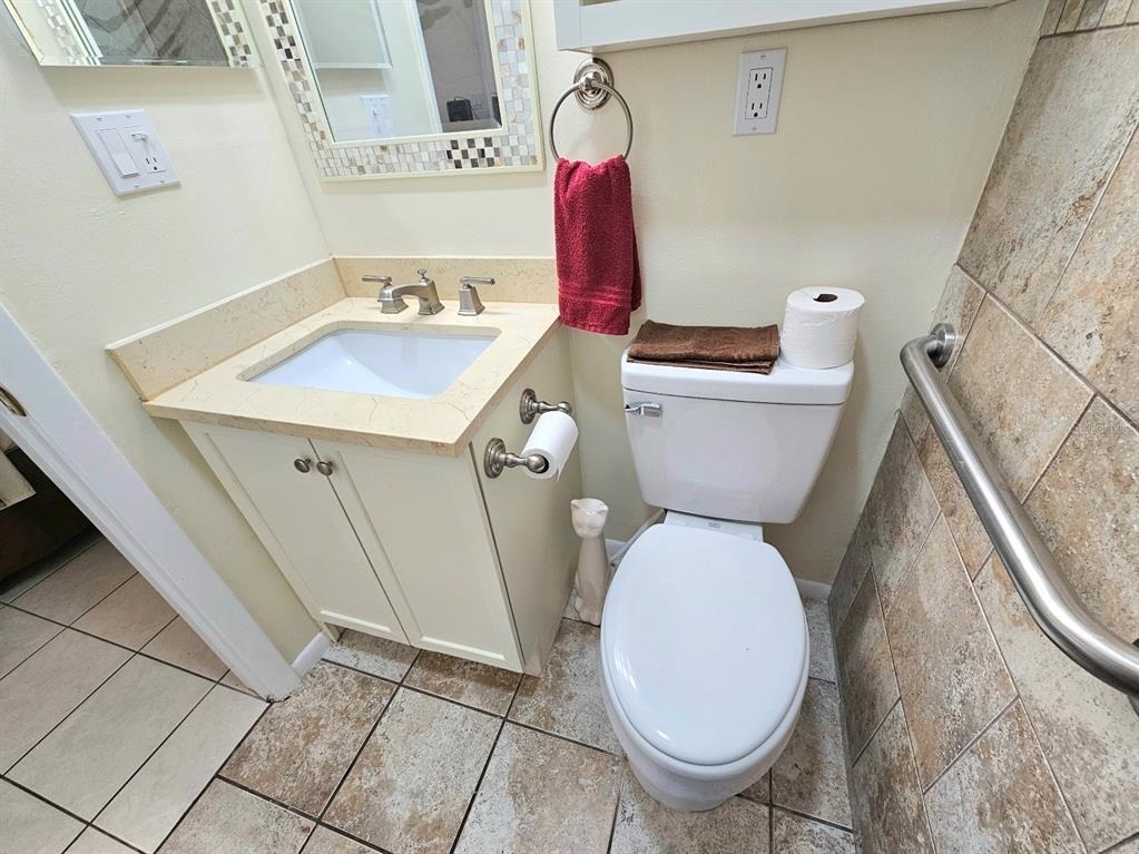 25225 Rampart Boulevard - Photo 18