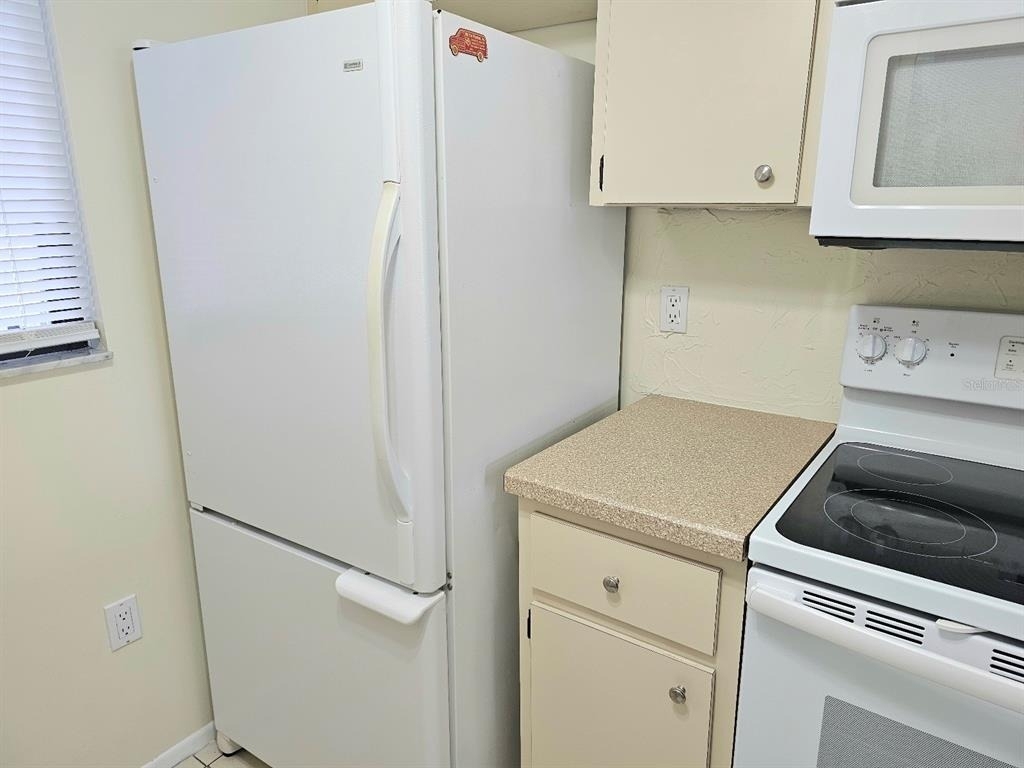 25225 Rampart Boulevard - Photo 6