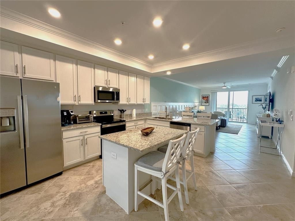 14041 Heritage Landing Boulevard - Photo 2