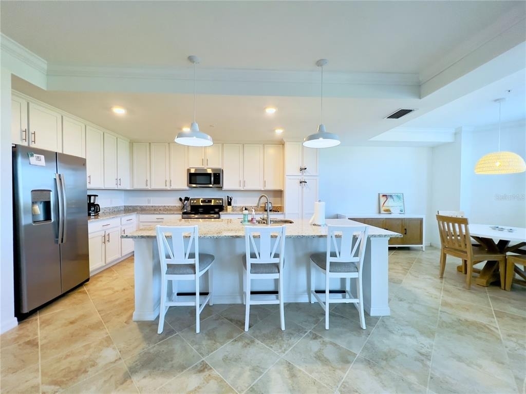 14051 Heritage Landing Boulevard - Photo 7
