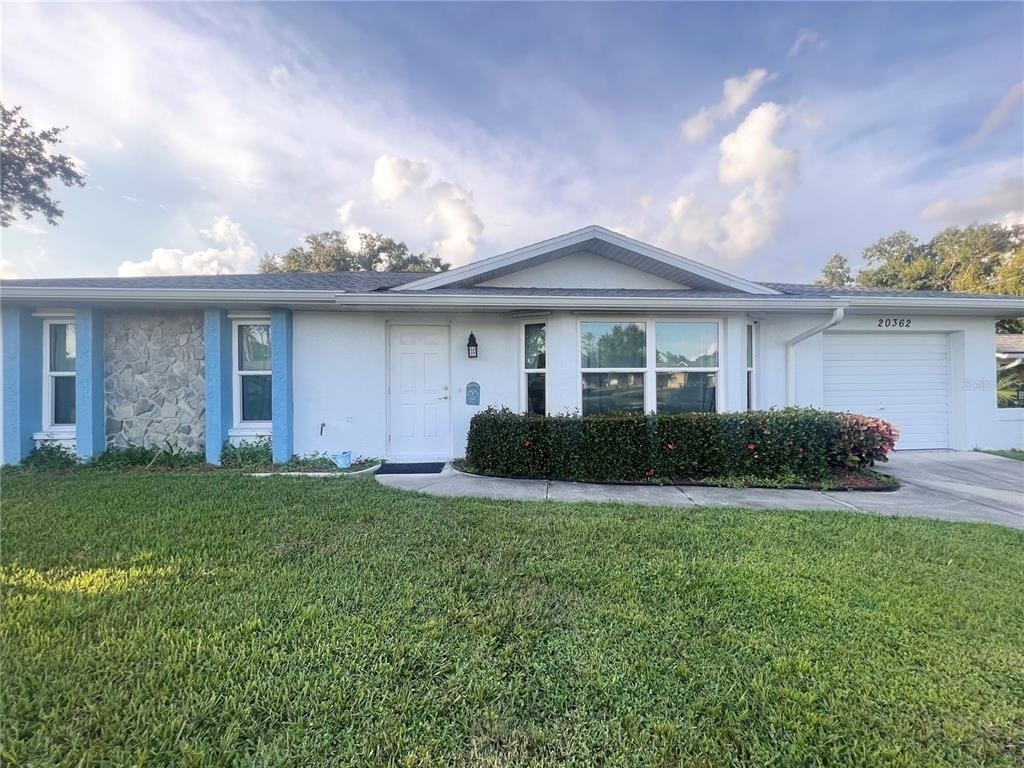 20362 Emerald Avenue - Photo 0