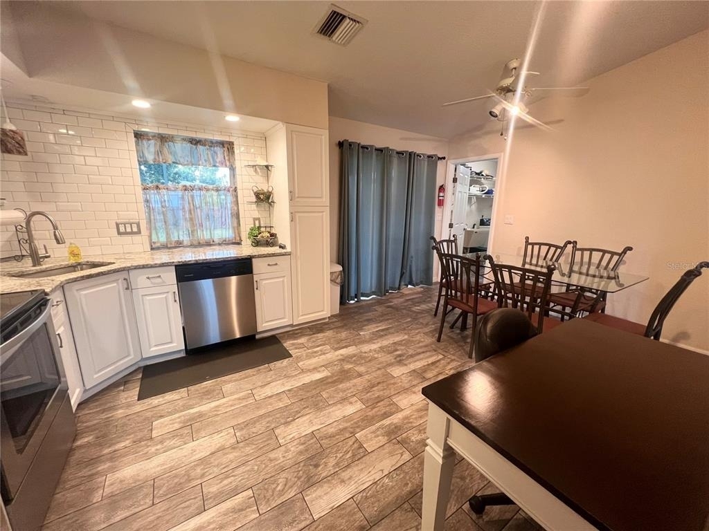 20362 Emerald Avenue - Photo 5