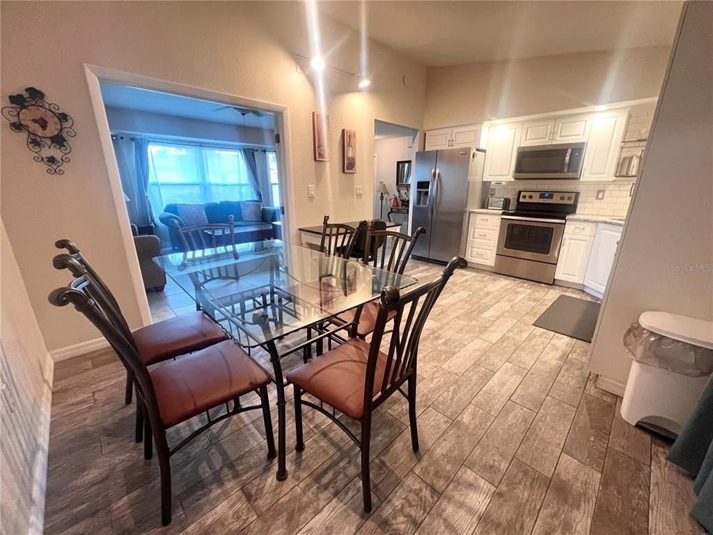 20362 Emerald Avenue - Photo 7