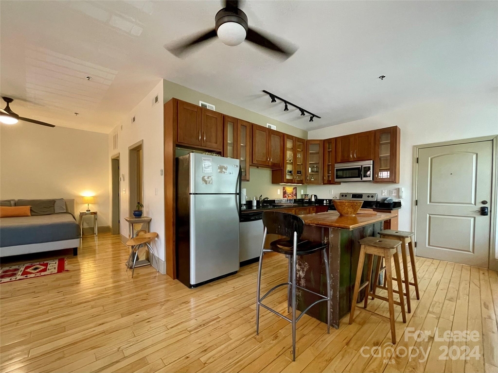 5 W Walnut Street - Photo 19