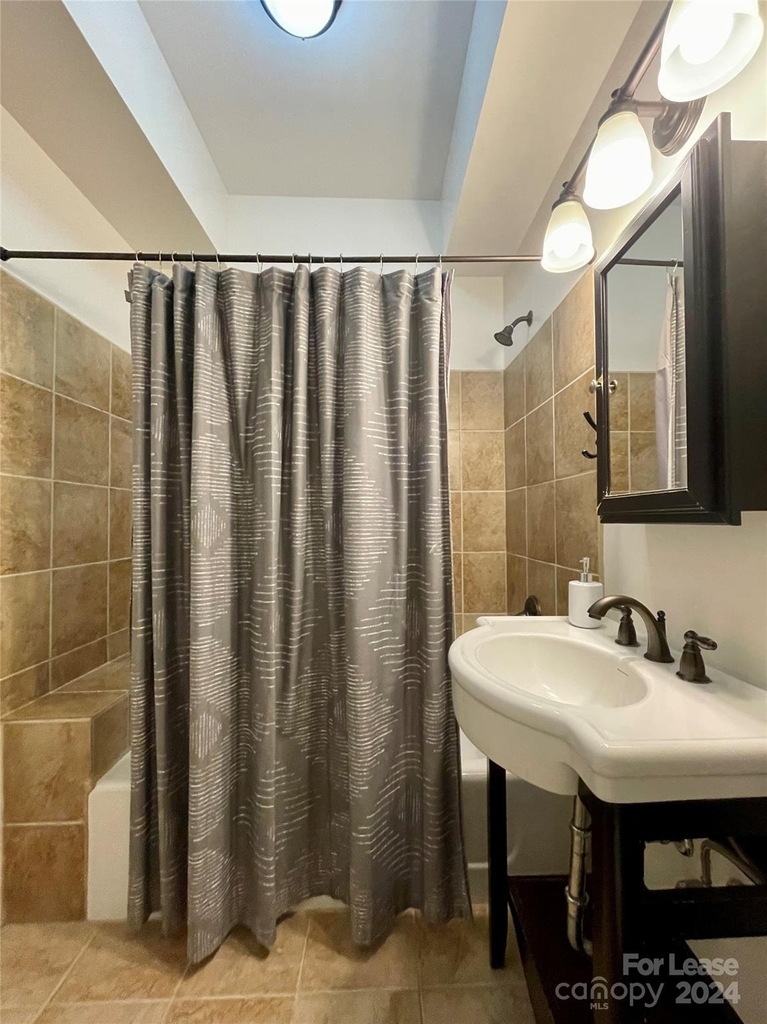5 W Walnut Street - Photo 18