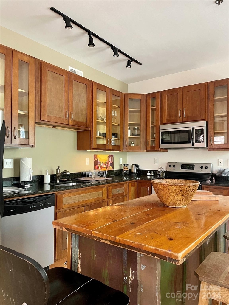 5 W Walnut Street - Photo 5