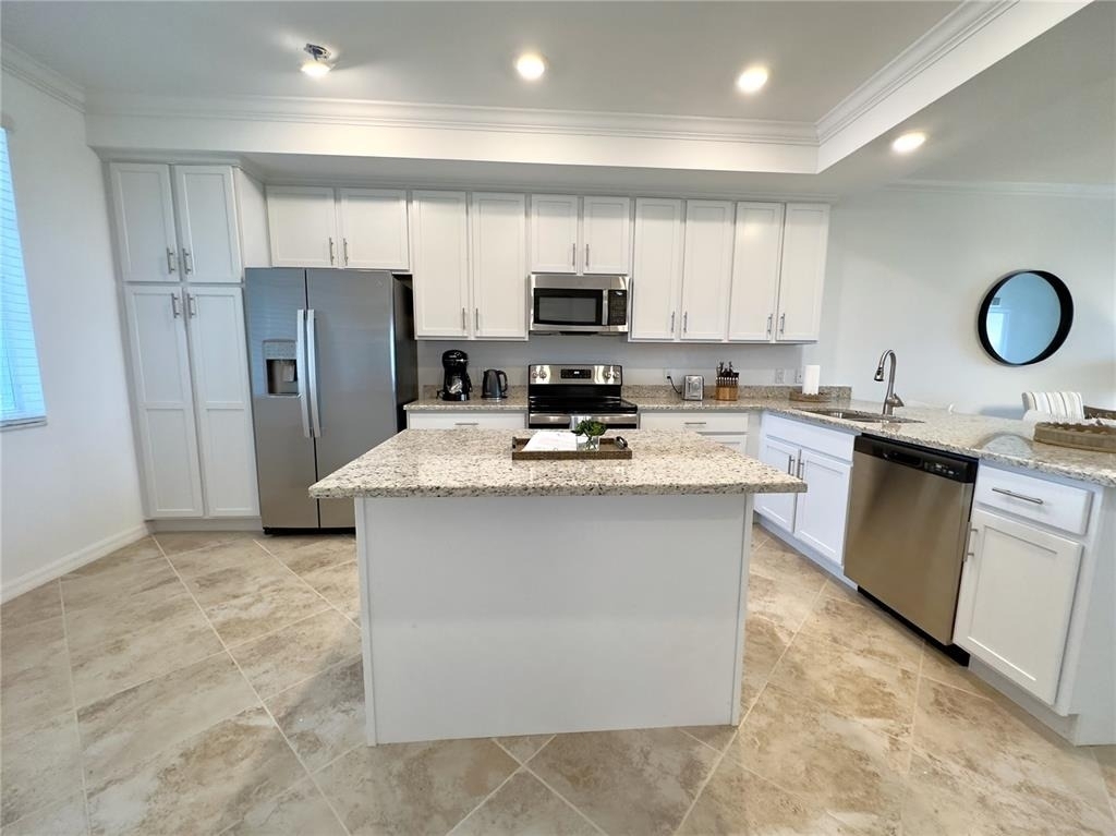 14061 Heritage Landing Boulevard - Photo 3