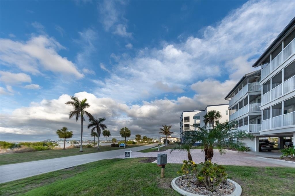 1477 Park Beach Circle - Photo 4