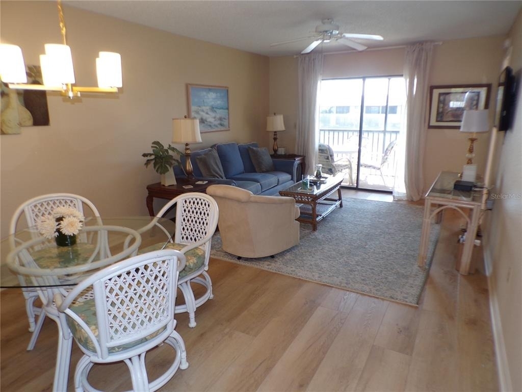 4016 Oakview Drive - Photo 5