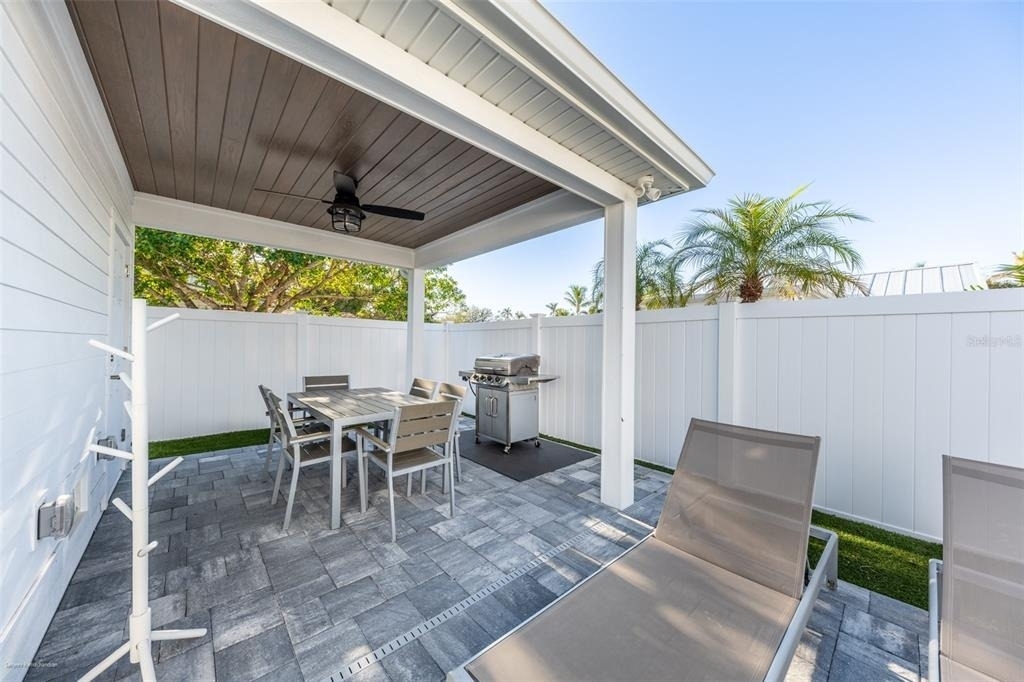 327 Harvey Street - Photo 41