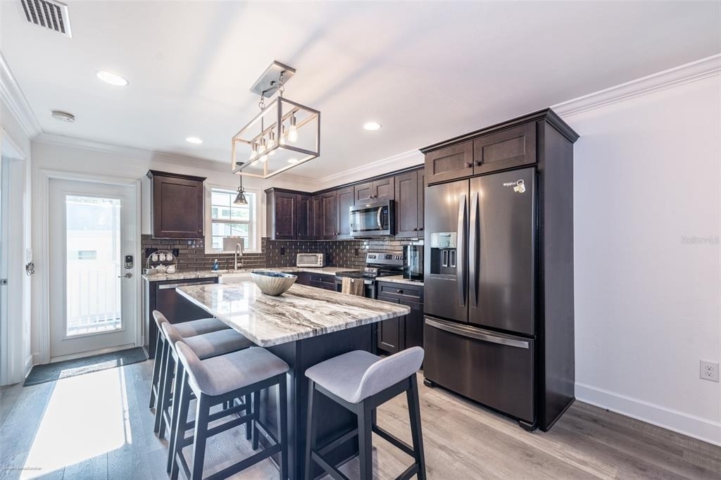 327 Harvey Street - Photo 14