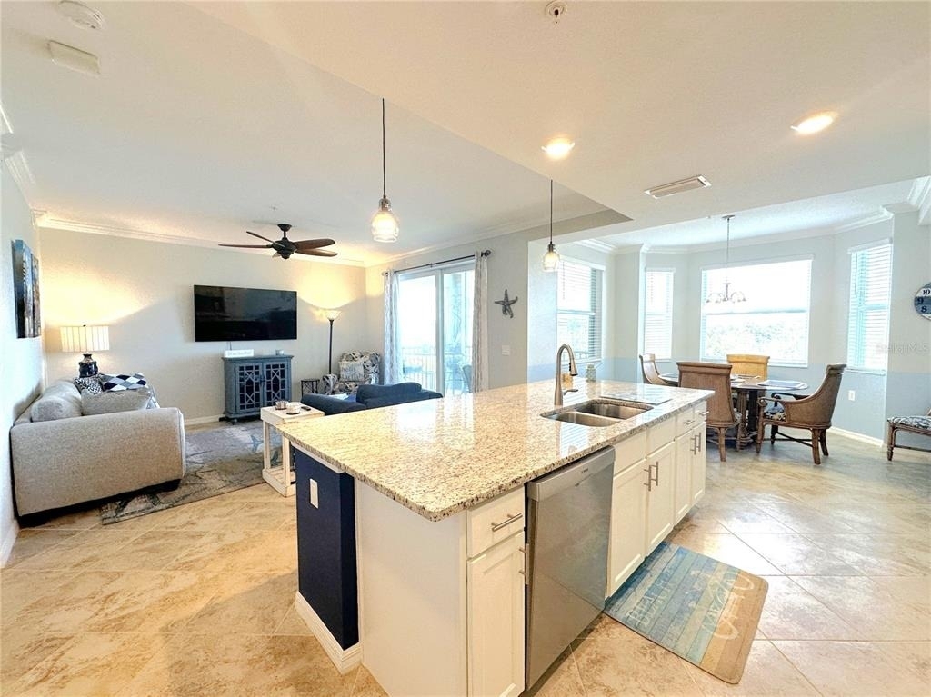 14081 Heritage Landing Boulevard - Photo 3