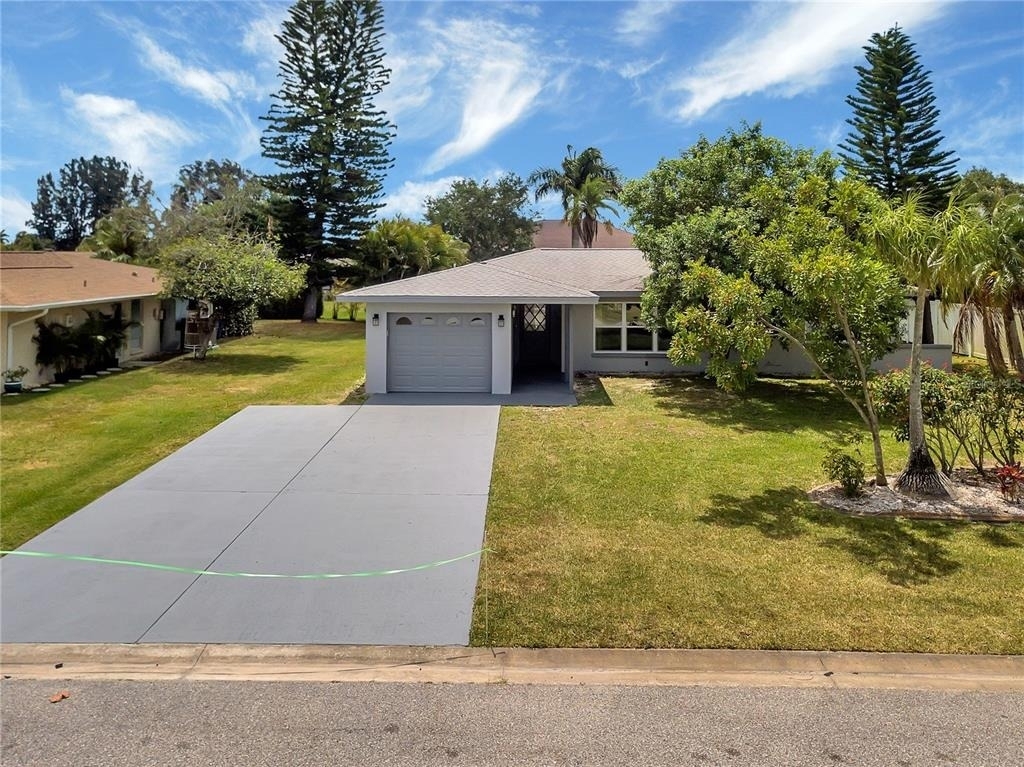 60 Golfview Road - Photo 1