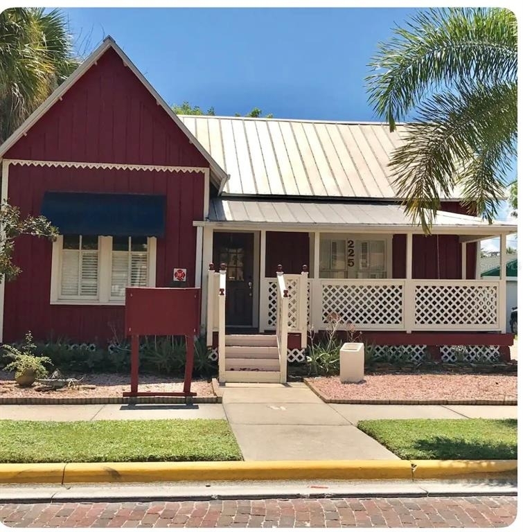 225 Sullivan Street - Photo 0