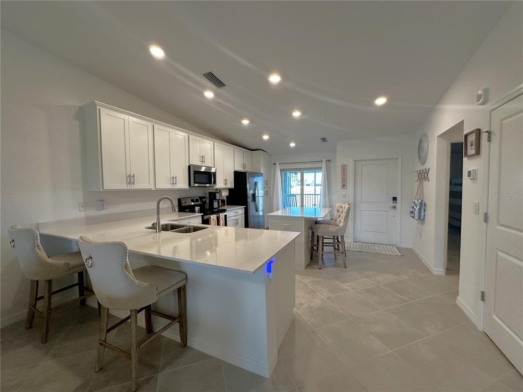 14267 Heritage Landing Boulevard - Photo 5