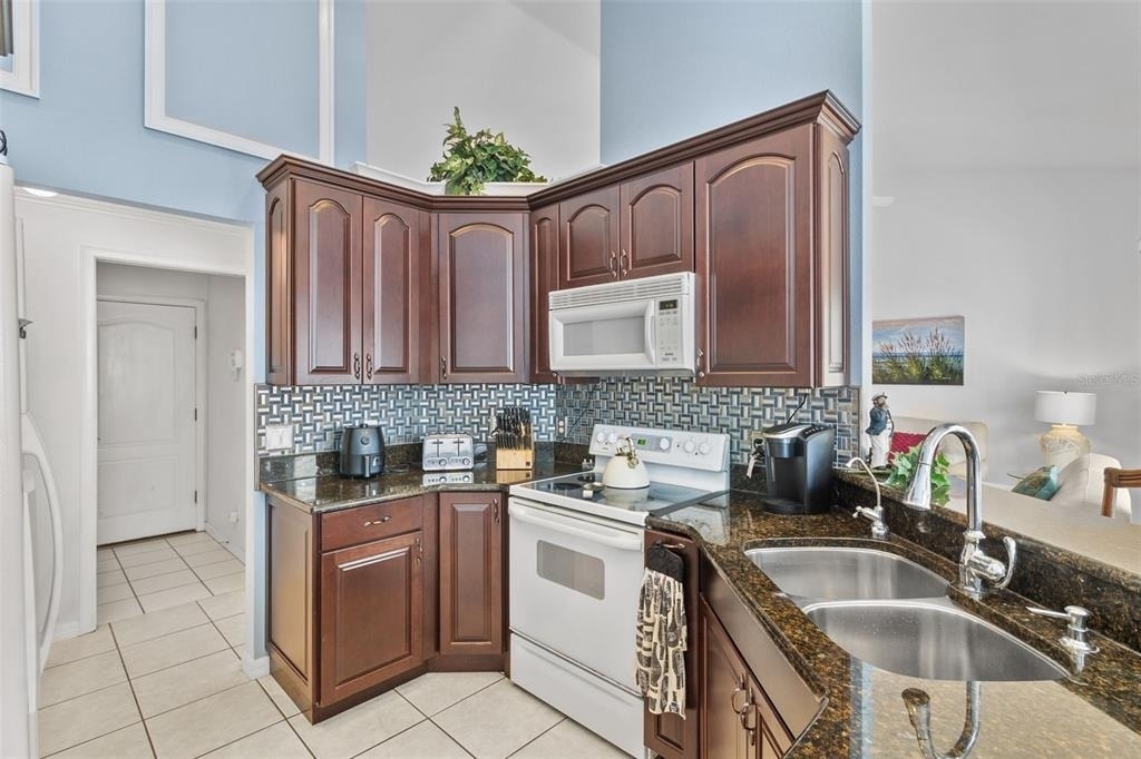 4812 Kenvil Drive - Photo 10