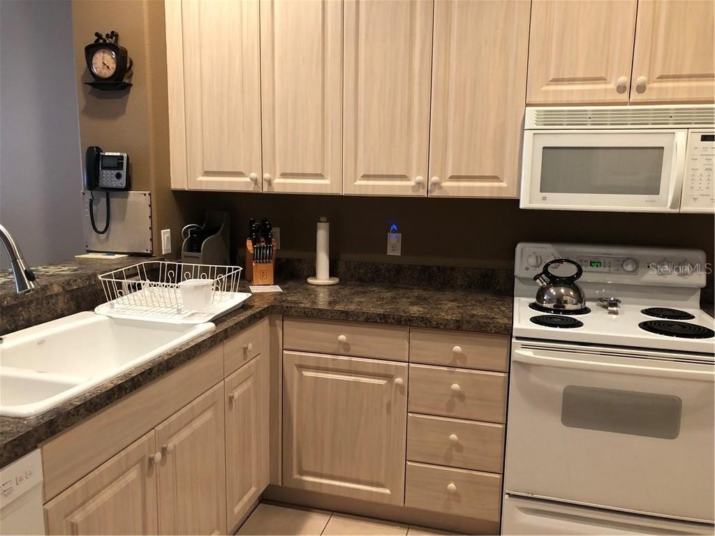1838 San Silvestro Drive - Photo 4
