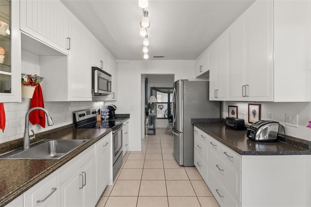 235 Southampton Lane - Photo 9
