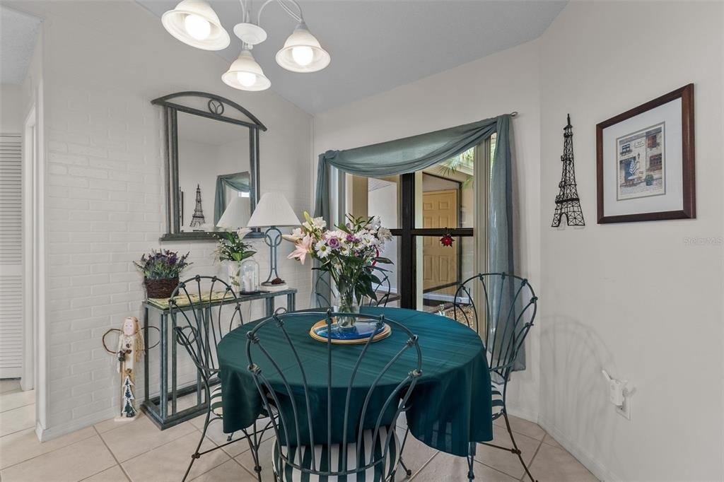 235 Southampton Lane - Photo 8