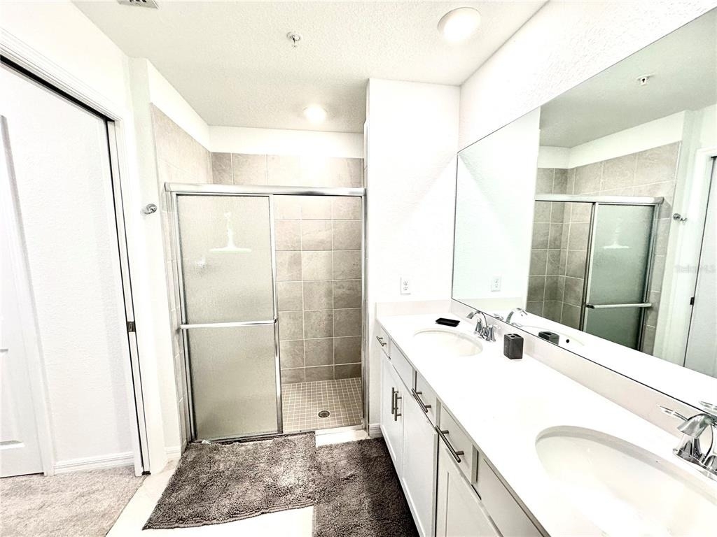 14224 Heritage Landing Boulevard - Photo 19