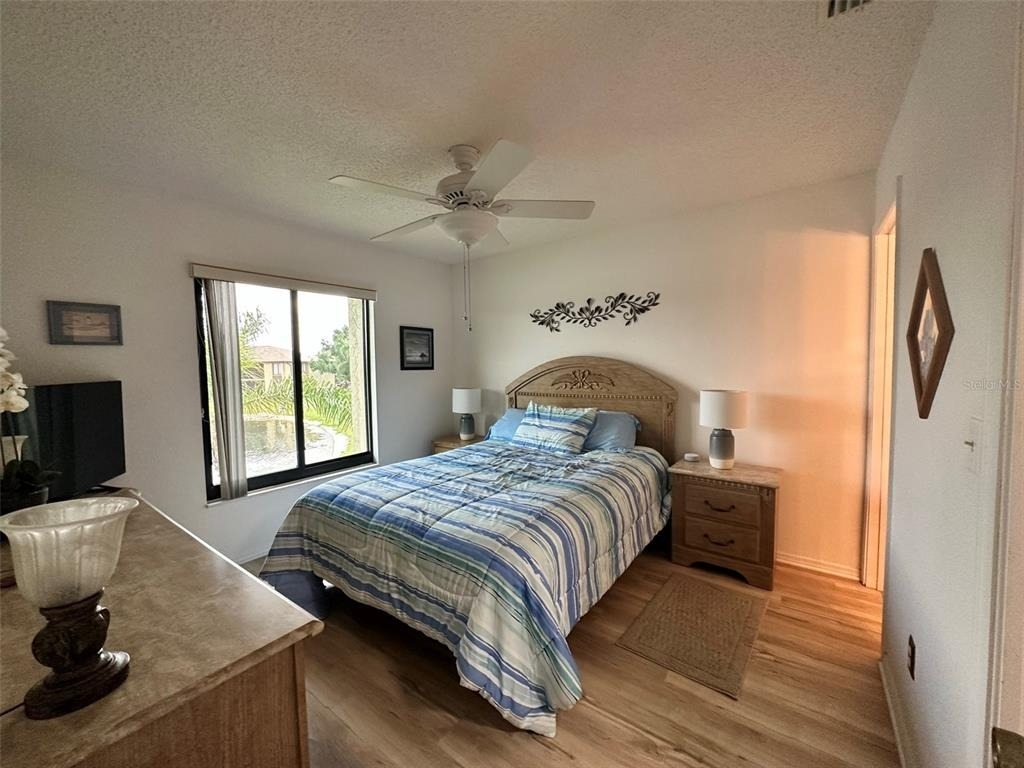 4024 Oakview Drive - Photo 10