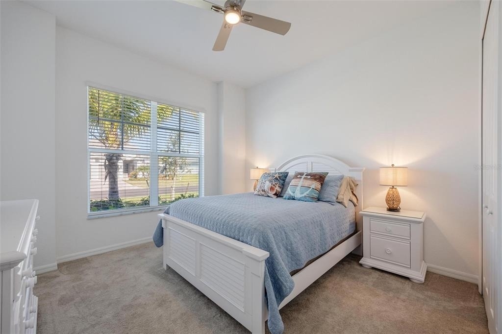 25199 Longmeadow Drive - Photo 12