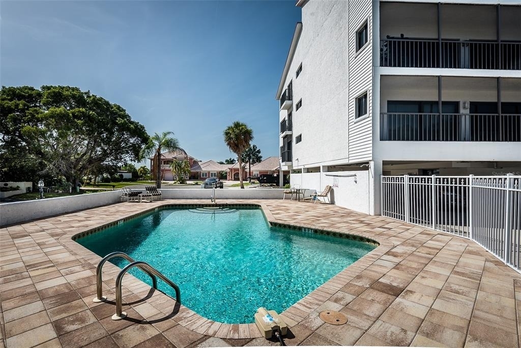 1801 Jamaica Way - Photo 1