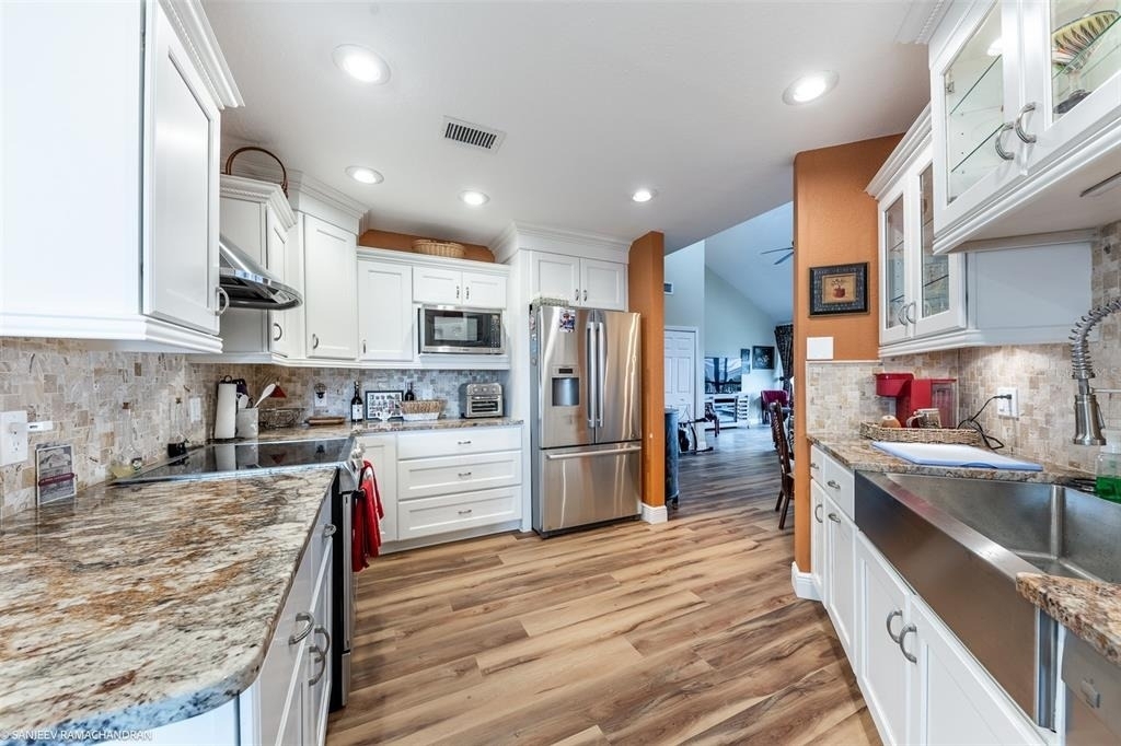 1801 Jamaica Way - Photo 5