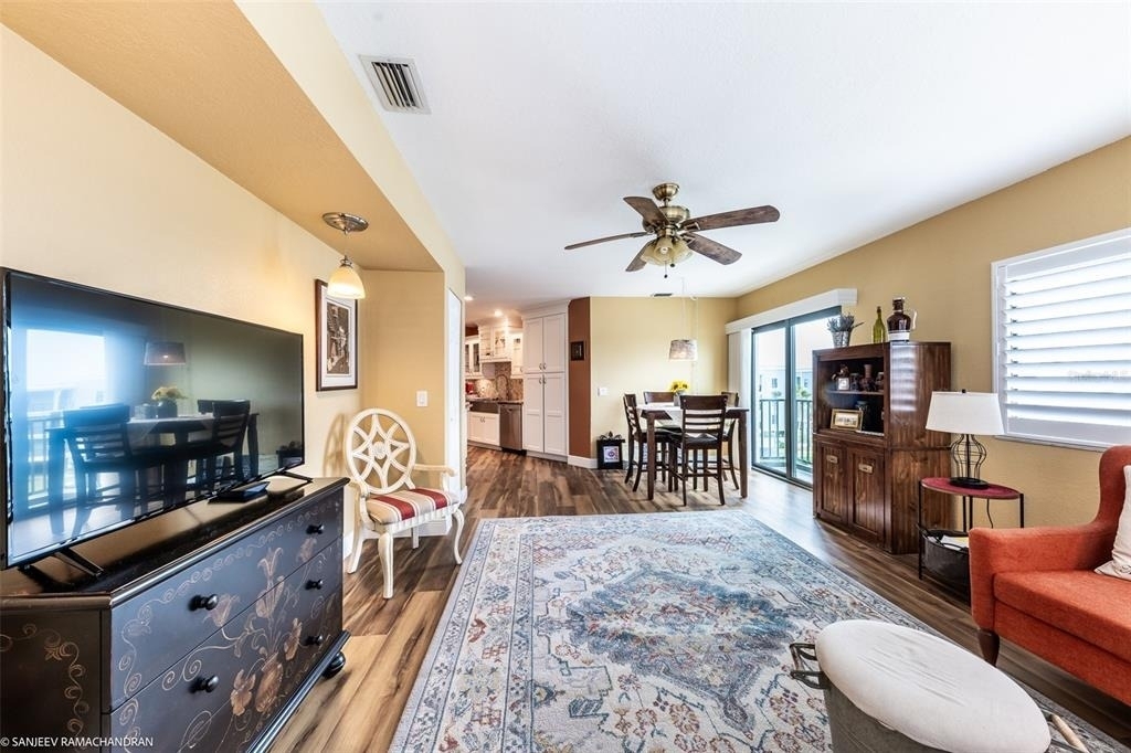 1801 Jamaica Way - Photo 10