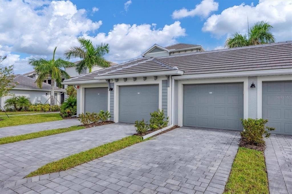 12390 Wellen Golf Street - Photo 0