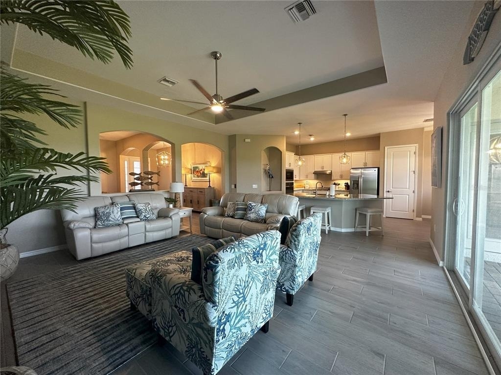 25115 Longmeadow Drive - Photo 15