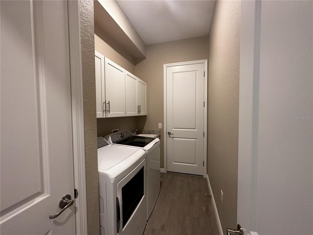 25115 Longmeadow Drive - Photo 29