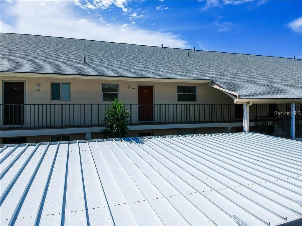 525 Parkdale - Photo 2