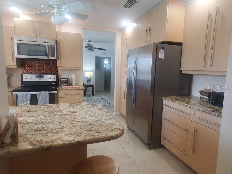 423 Matares Drive - Photo 6