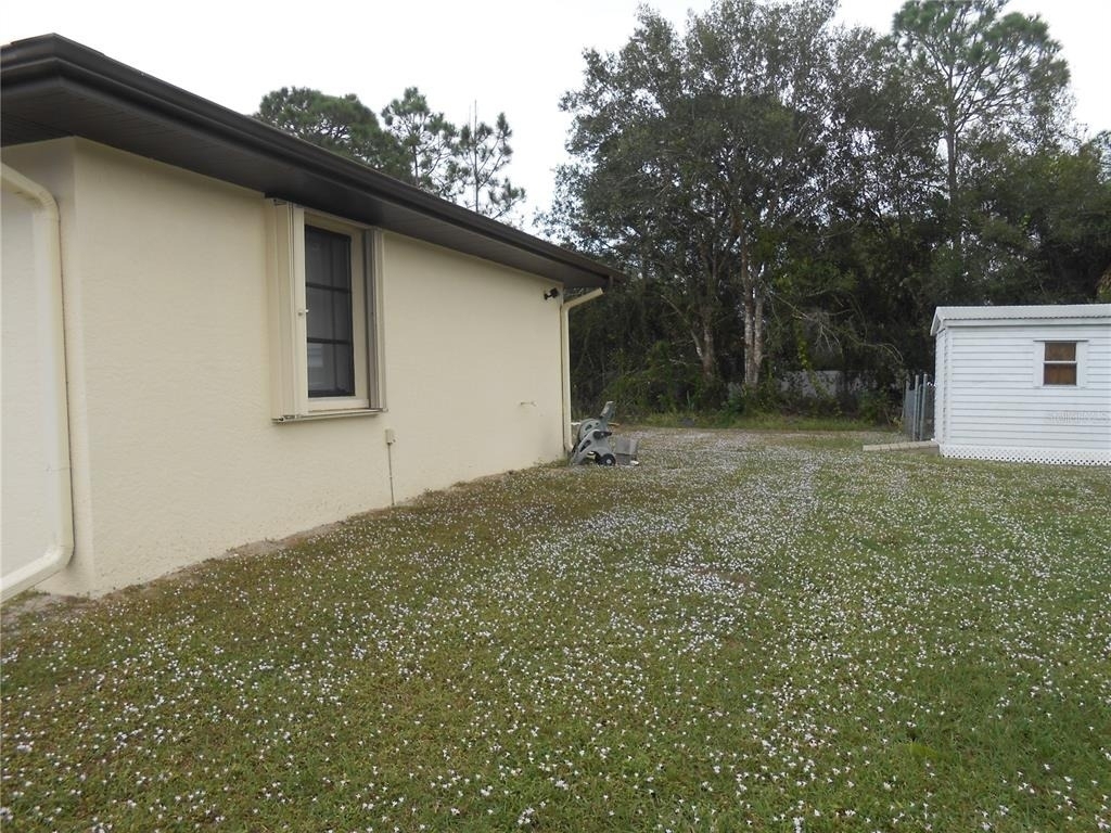 21239 Gaylord Avenue - Photo 29
