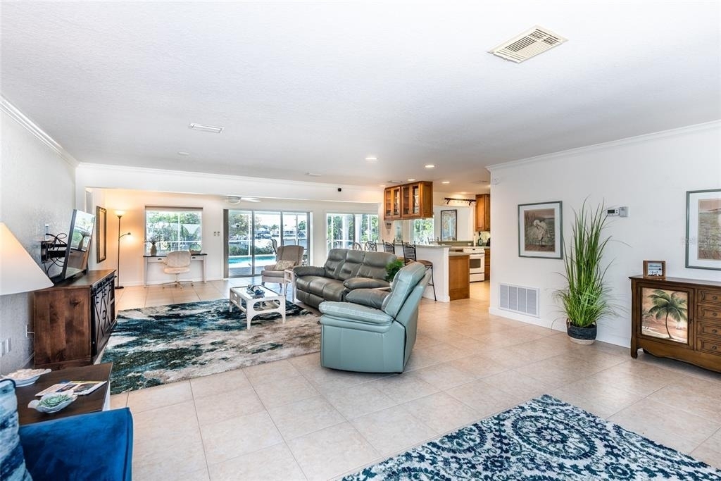 129 Cousley Drive Se - Photo 4
