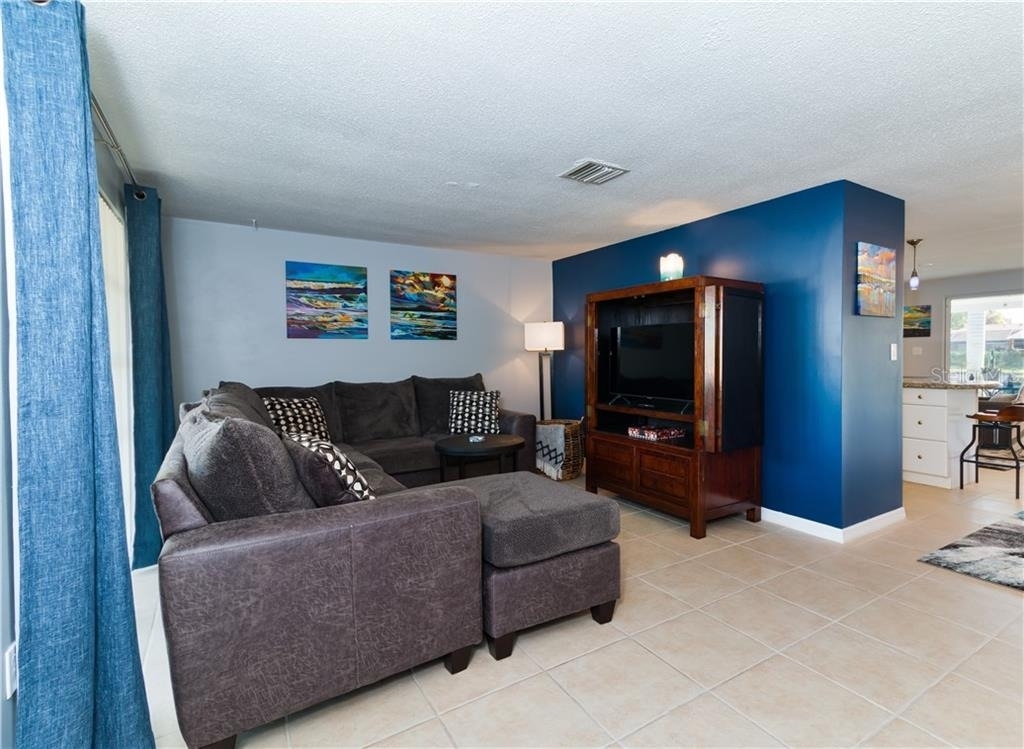 18289 Wolbrette Circle - Photo 9