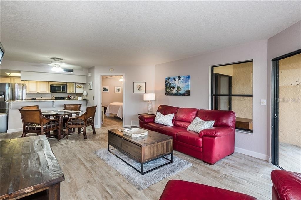 2601 W Marion Avenue - Photo 4