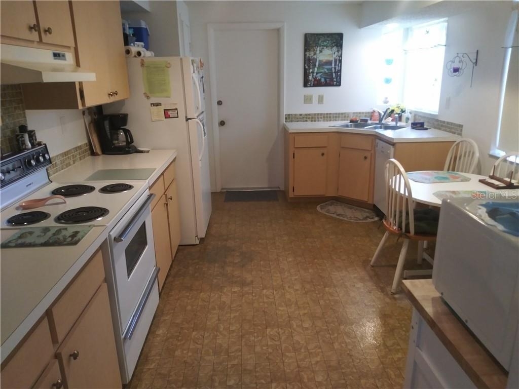 1261 Joplin Avenue Nw - Photo 5