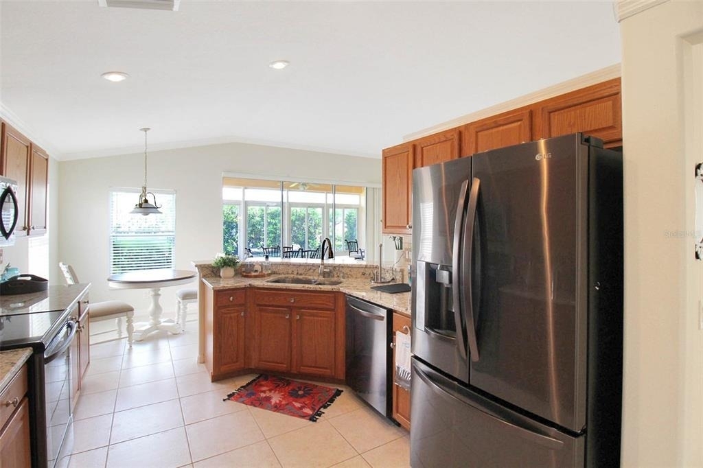 163 Braemar Avenue - Photo 18