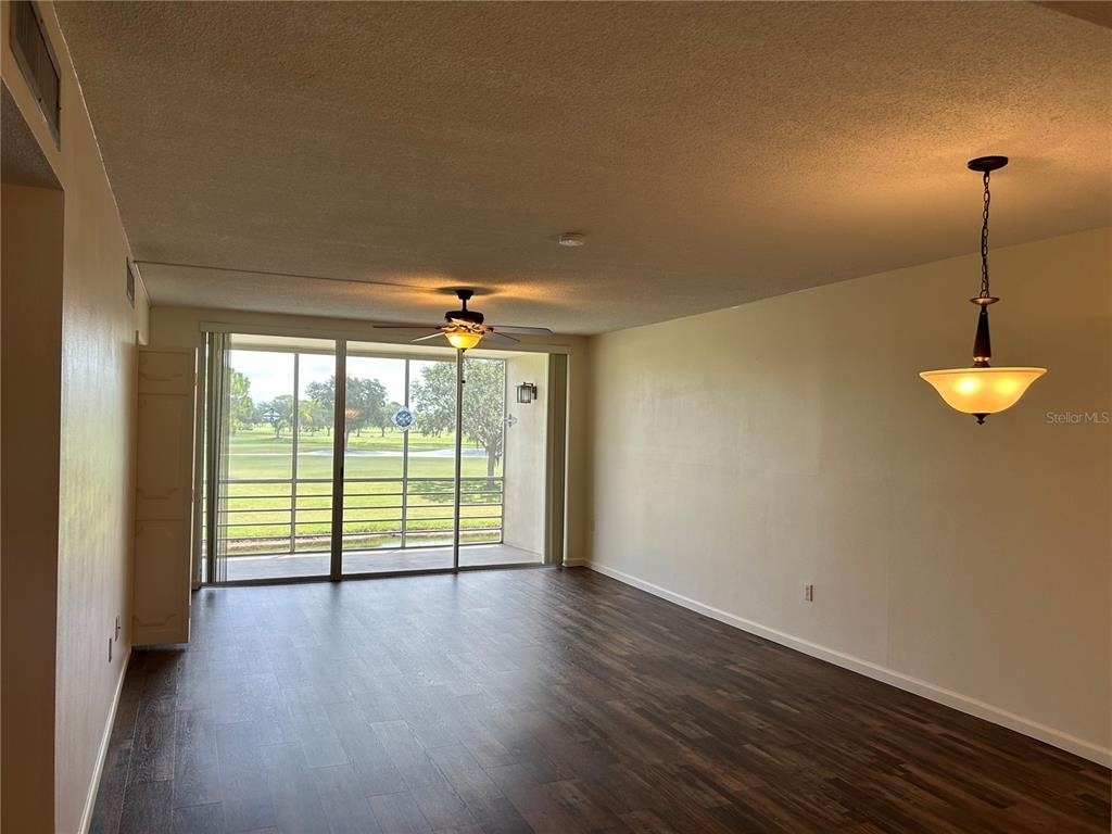 7461 W Country Club Drive N - Photo 8