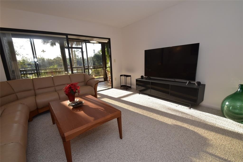 1633 Boathouse Circle - Photo 4