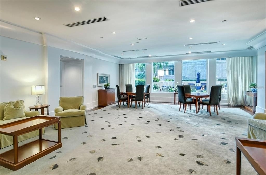1350 Main Street - Photo 41