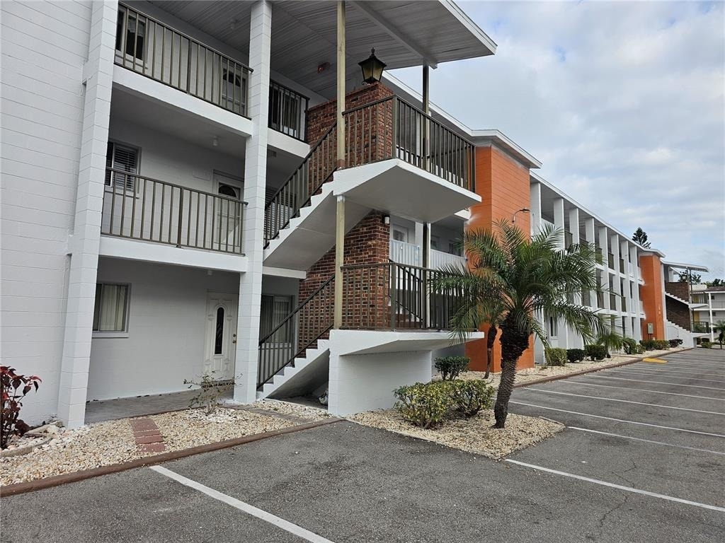 5906 Garden Lane - Photo 0