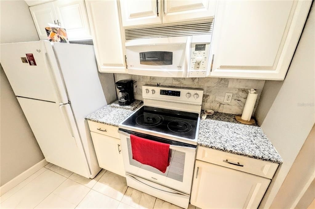 750 N Tamiami Trail - Photo 4