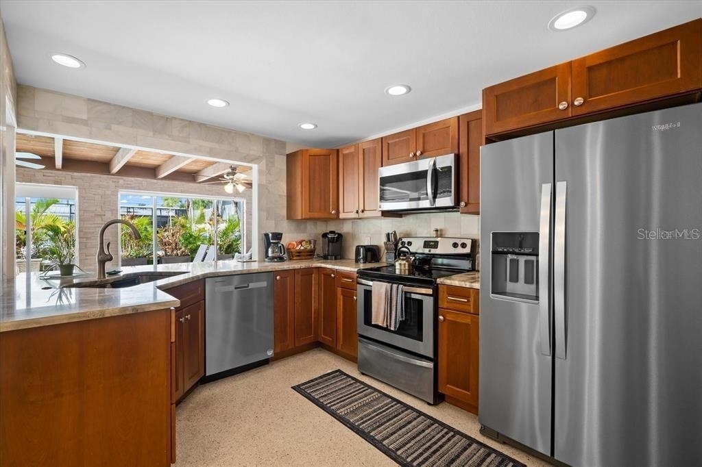 327 Avenida Milano - Photo 14