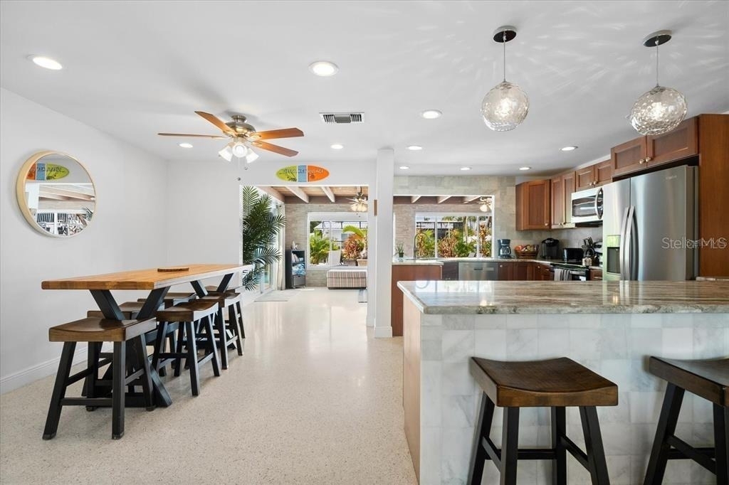 327 Avenida Milano - Photo 21