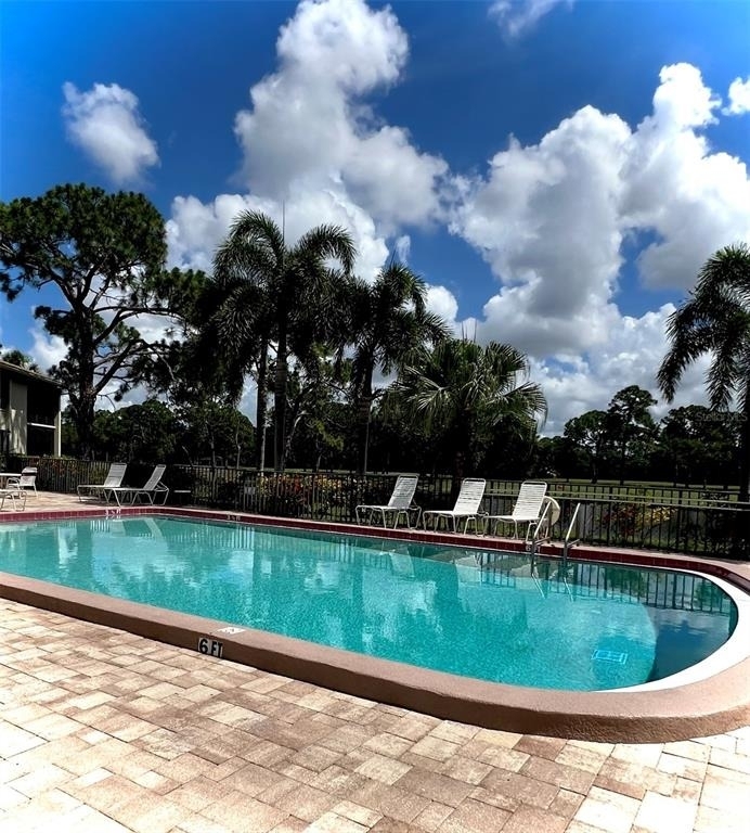 4570 Weybridge - Photo 13